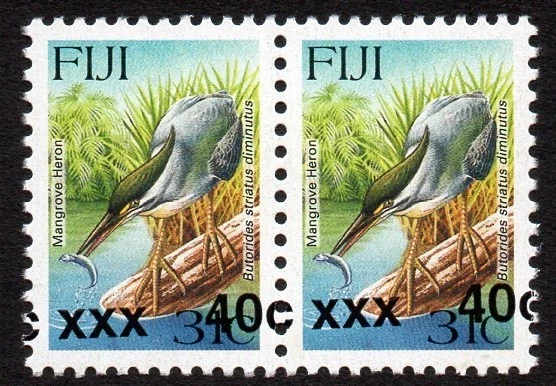 Recargo Fiji Bird sobreimpresión inclinado/desplazado "xxx 40c" en 31c MNH - Imagen 1 de 1