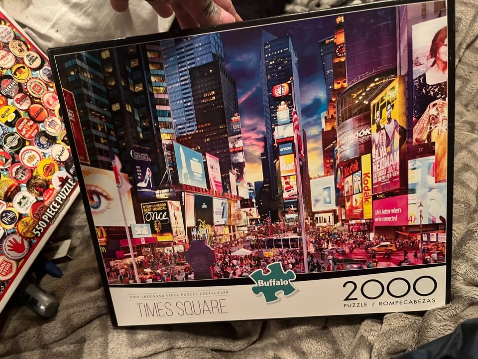 Times Square New York City Jigsaw Puzzle 2000 piece Buffalo Games Brand NEW USA! - Image 2 of 4