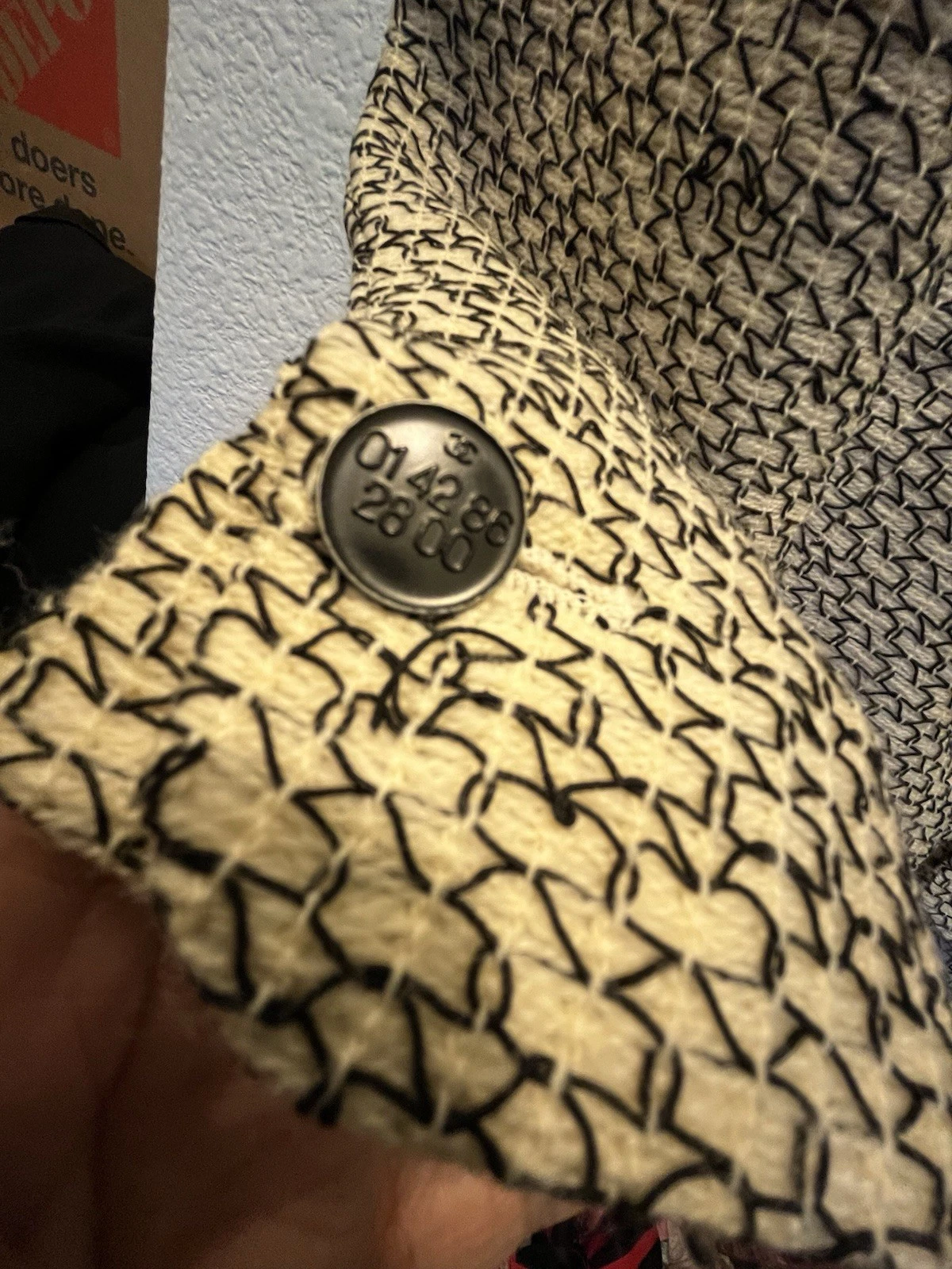 GIACCA CLASSICA CHANEL RUNWAY 5 CC BOTTONE~CC~FODERATA IN SETA SPLENDIDA SOVRAPPOSIZIONE PIZZO NERO