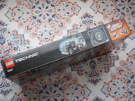 LEGO 9397 TECHNIC Log Truck Unopened Set New Sealed Building Kit