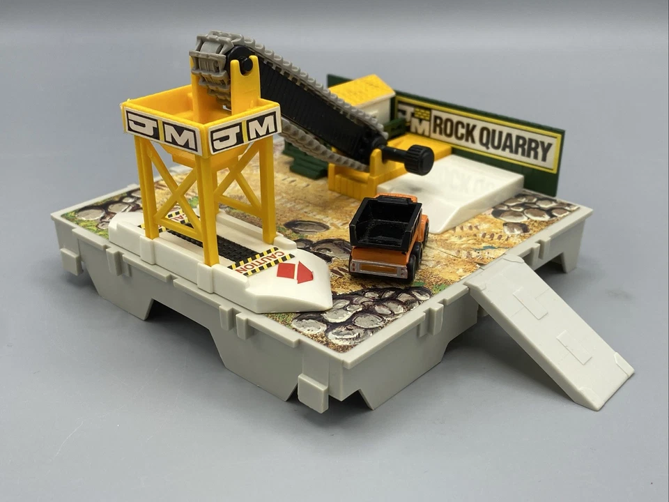 Vintage 1988 Galoob Micro Machines Travel City Rock Quarry with Truck and Box - Image 4 of 4