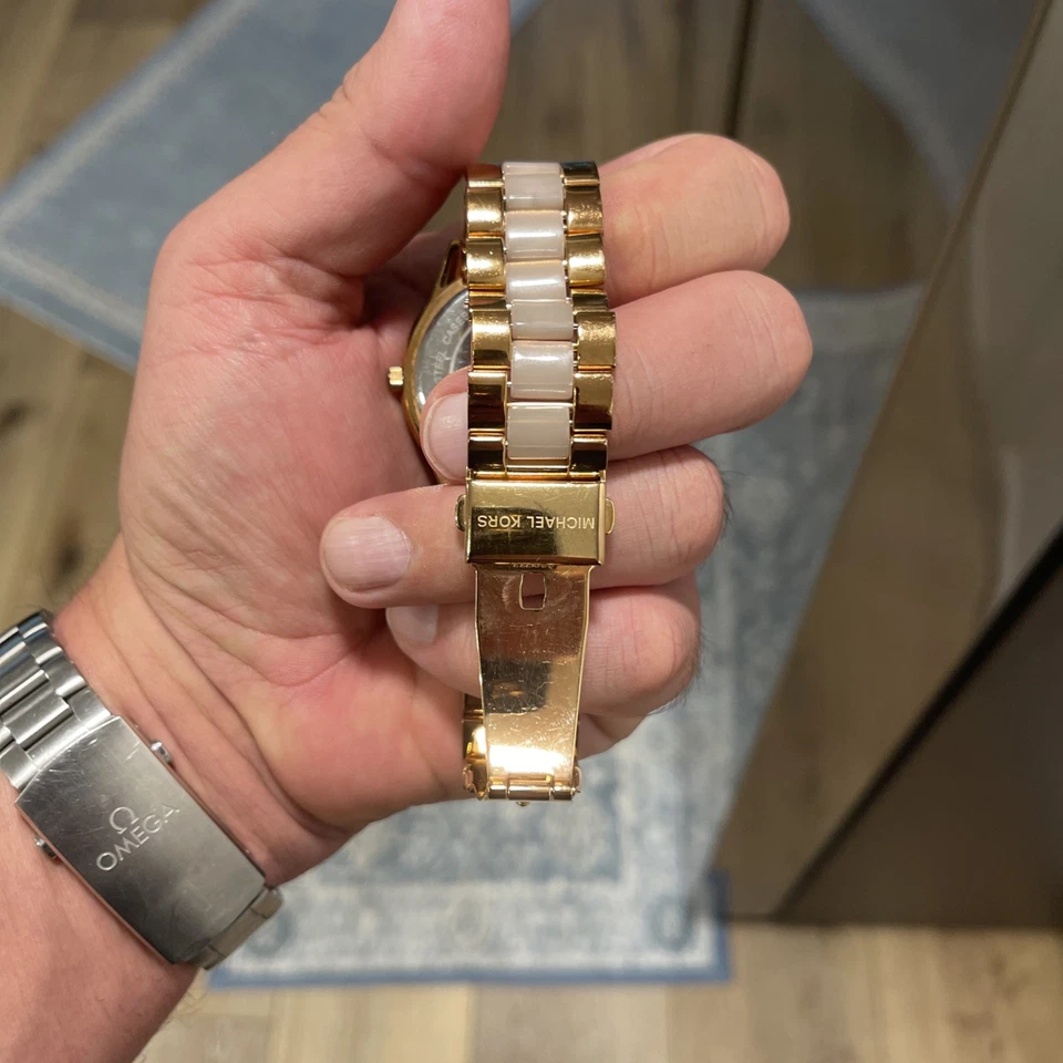 Reloj Michael Kors Slim Runway MK4288 para mujer correa de dos tonos esfera analógica HME63 Foto 2 de 4