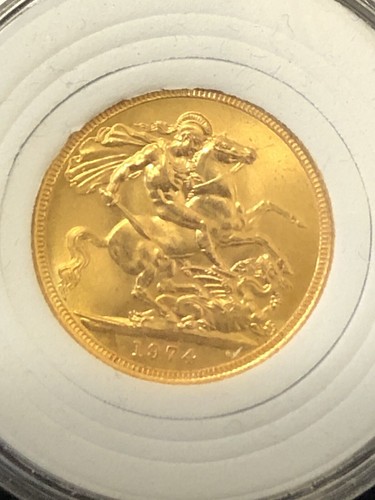 Gold Full Sovereign Coin, 22ct 8g 1974 - Picture 2 of 2