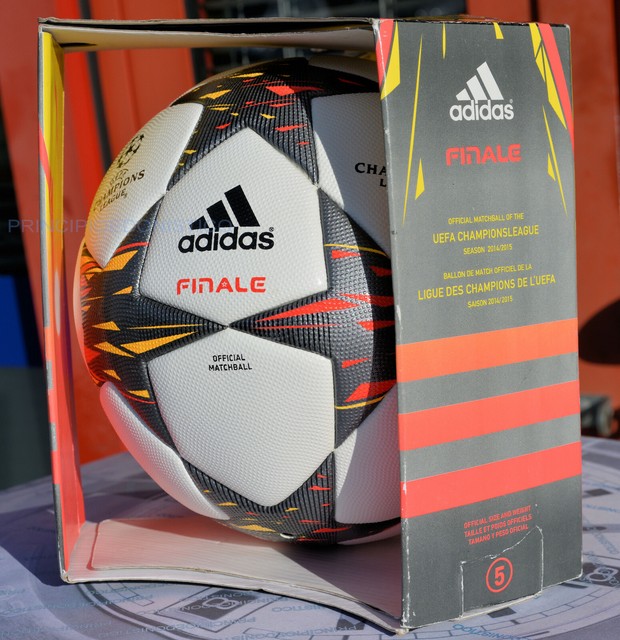 Pallone Adidas FINALE NUOVO originale UEFA CHAMPIONS LEAGUE 2014-2015 | Acquisti Online su eBay