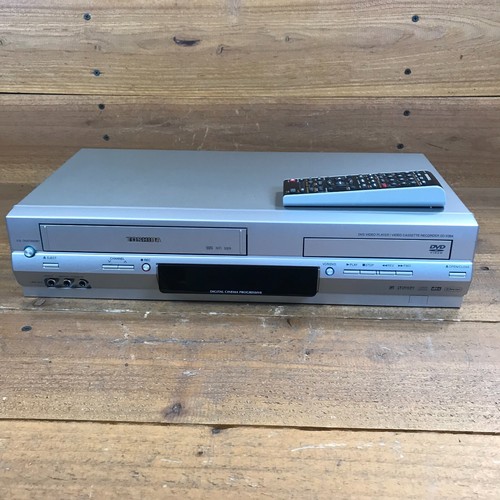 Toshiba SD-V394 DVD-Player VHS Kassettenrecorder Kombigerät mit Fernbedienung getestet - Bild 2 von 17