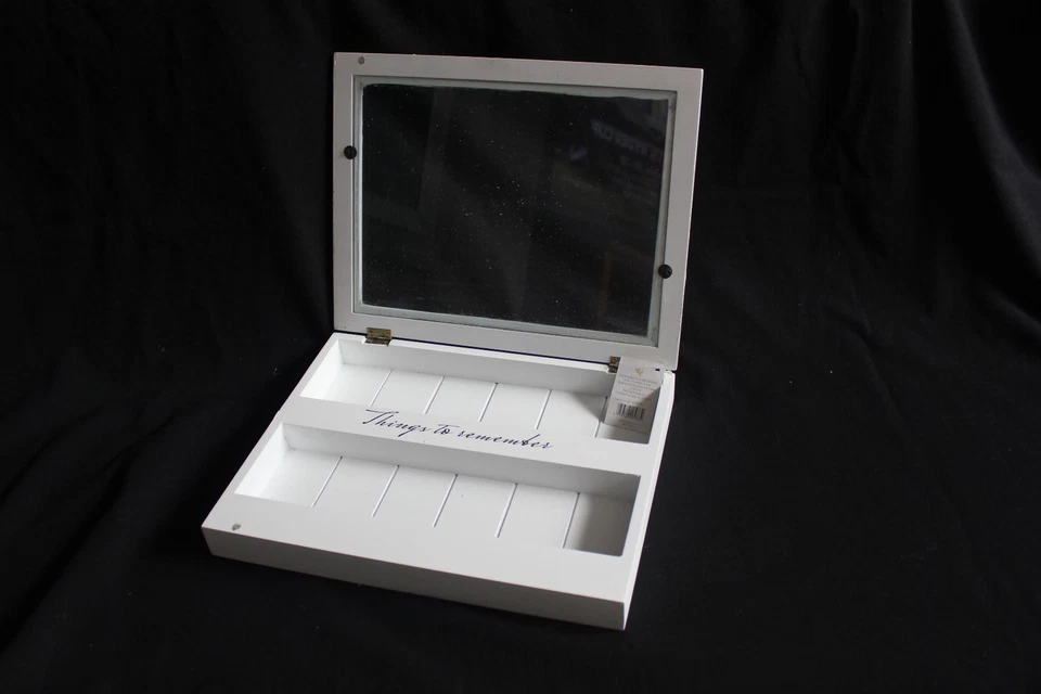 MEMORY BOX,WHITE WOOD ,GLASS TOP TRINKET BOX /THINGS TO REMEMBER BOX,KEEPSAKES - Image 3 of 3