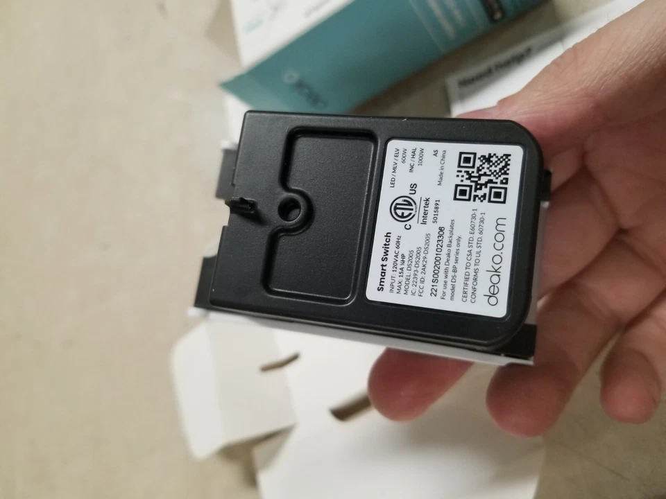 Deako Smart Light Switch, Single Pole, 3-Way, 4-Way, 2.4 GHz Wi-Fi - Image 4 of 4