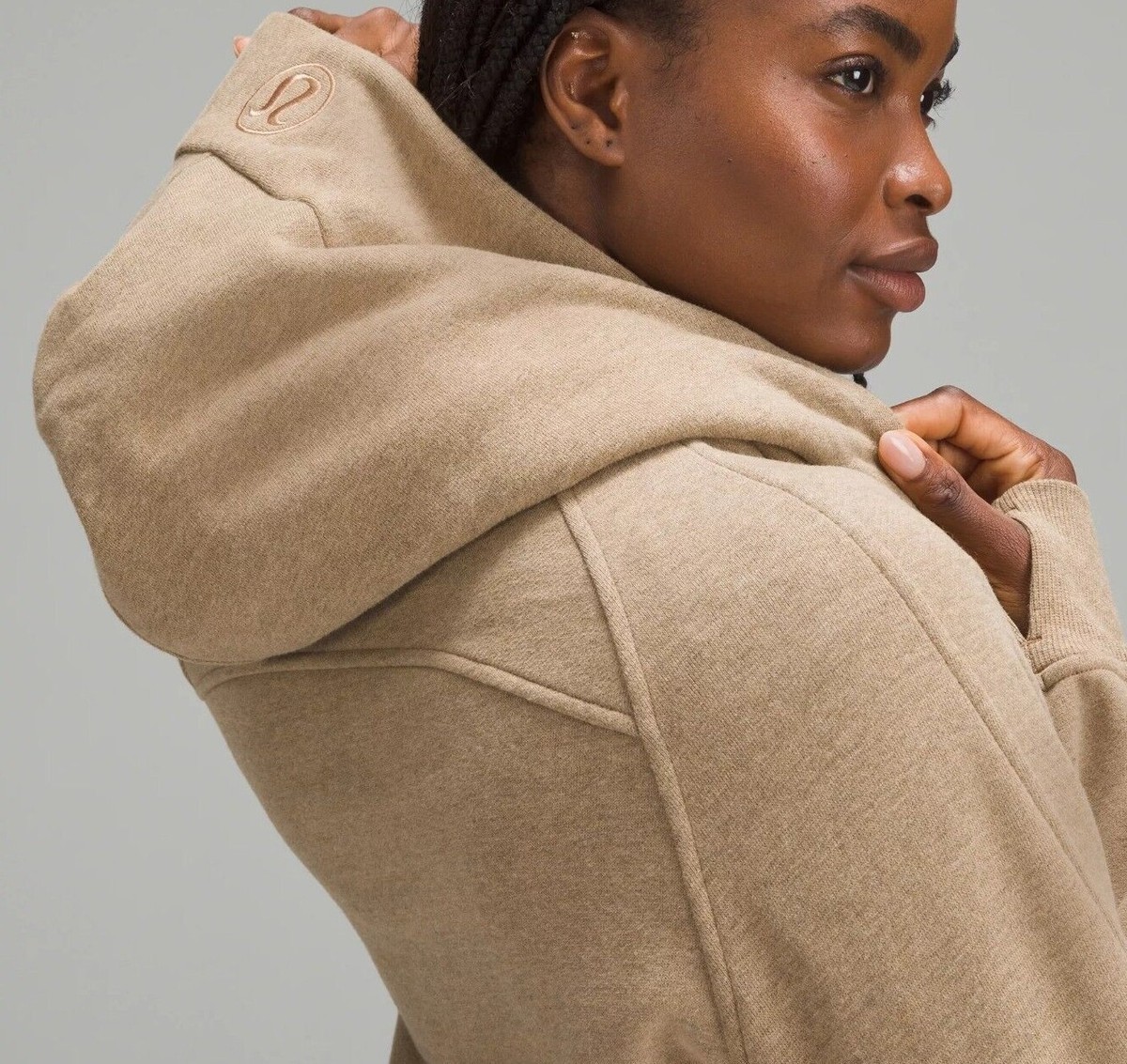 ロゼミューズ Over sized half zip hoodieベージュ Over sized half zip hoodie – BUNNY APARTMENT