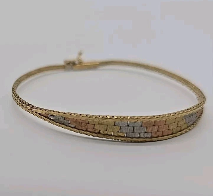 Vintage 14K Italian Tri-Color Solid Gold Bracelet Basket Weave Mesh 7 Inch 5.6g - Image 2 of 4