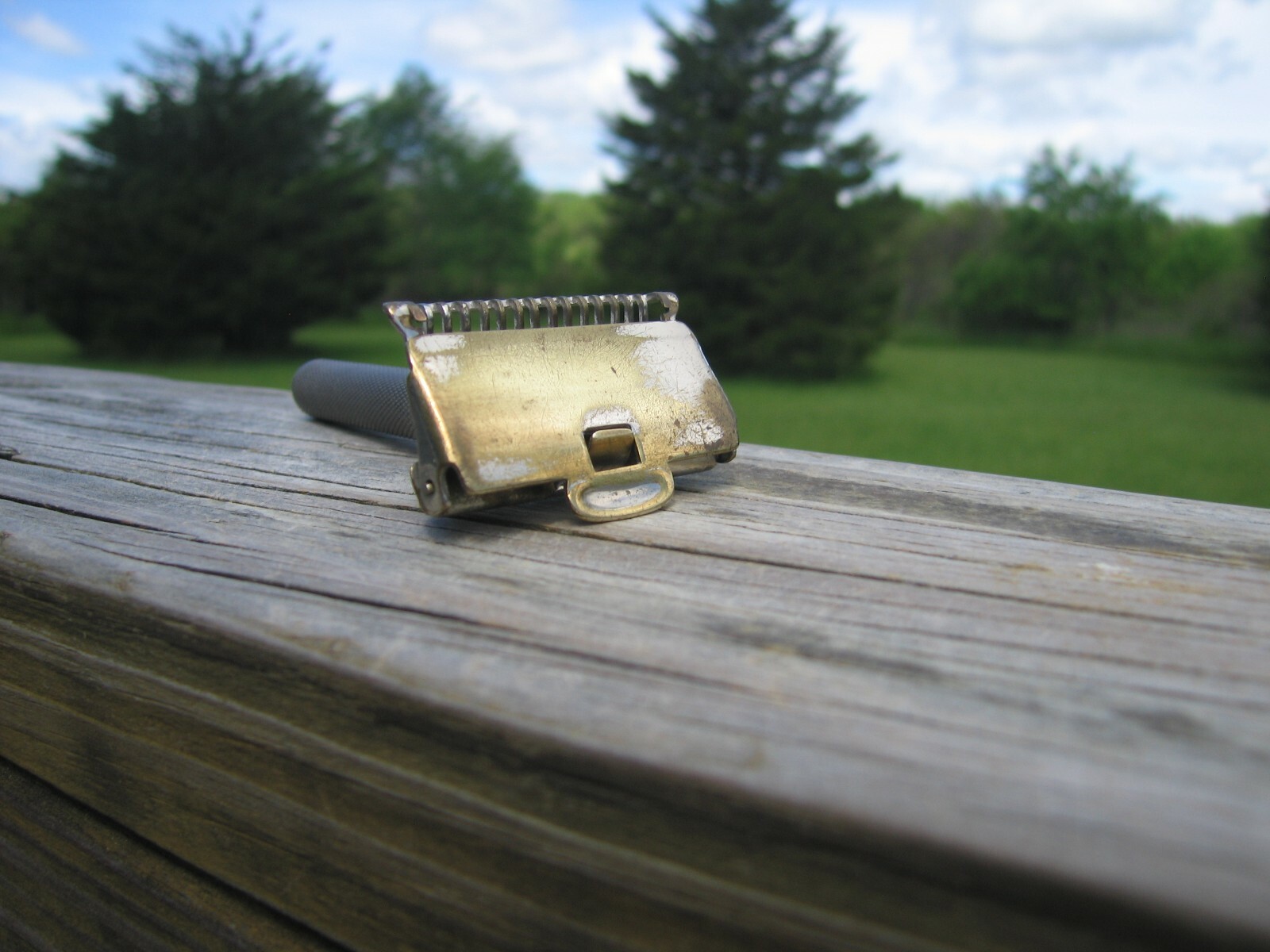 Gem Cutlery Co "Damaskeene" SE Safety Razor Silver Tone w/Original Case