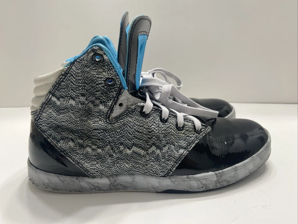 NIKE KOBE SYSTEM 9 NSW LIFESTYLE TXT BLACK PLATINUM MEN'S SIZE 9.5 (649699-001) - Image 2 of 4