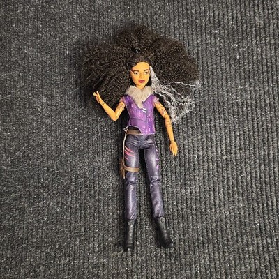 Disney s Zombies 2 Willa Lykensen Werewolf Doll with Accessories From 2014 VGC!