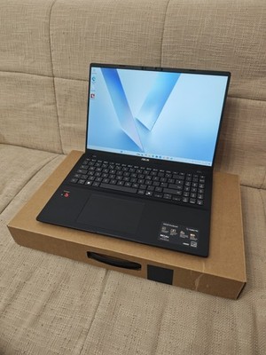Asus Vivobook 16'' Laptop Snapdragon X Plus 512GB SSD 16GB DDR5X RAM USB 4.0 65W