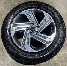 HYUNDAI SANTA FE 18X7.5J 5 TWISTED SPOKE WHEEL RIM W/TIRE (ONLY#1) 21-23 #107972