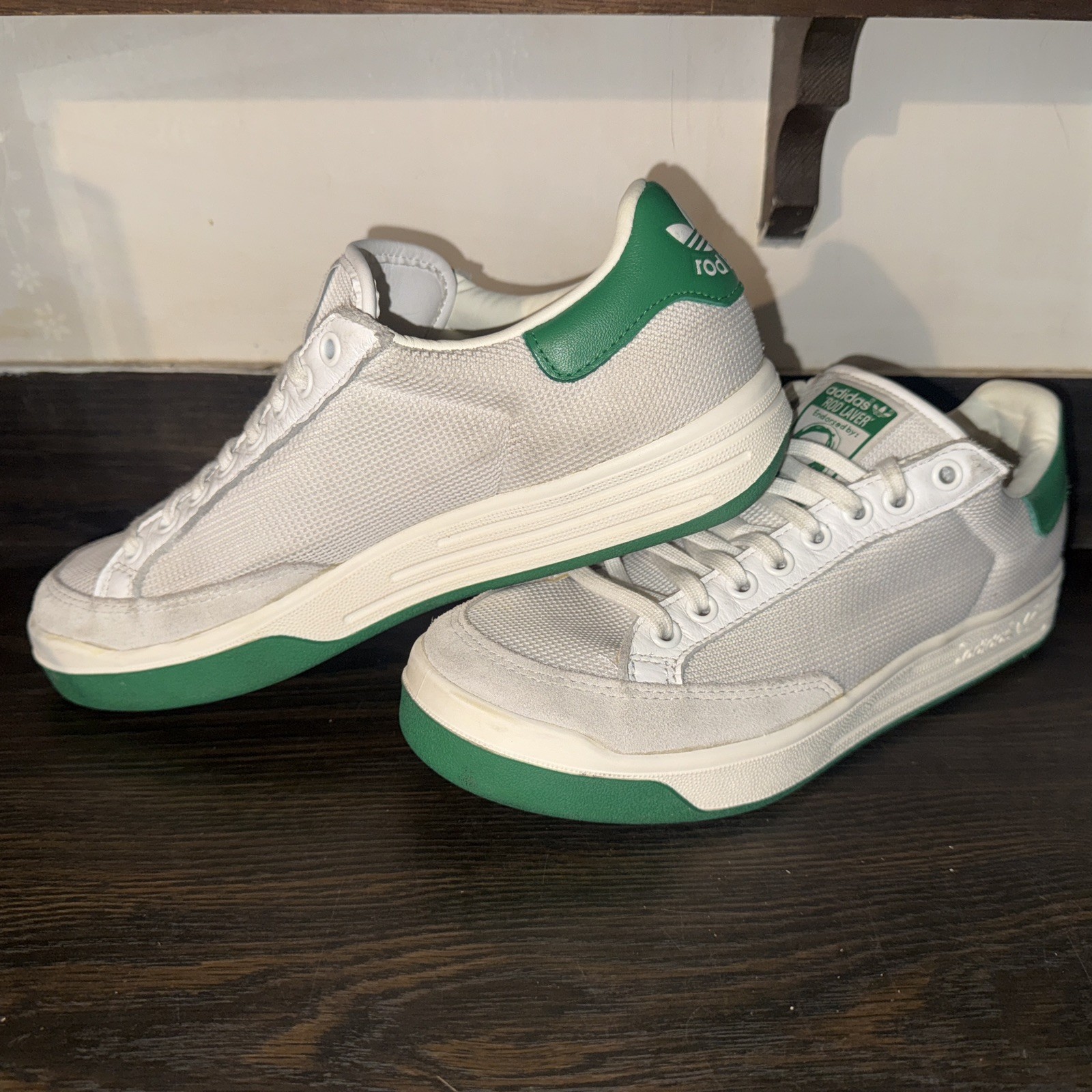 RARE Adidas Rod Laver Men’s 9 Green Heel & Sole Vintage Tennis Sneakers image 2