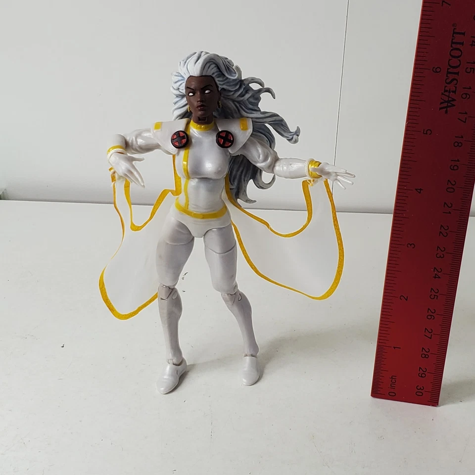 Marvel Legends Uncanny X-men 80 Years Storm 6" Figure Hasbro 2018 White Suit - Image 2 of 4