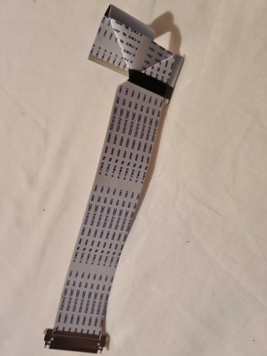 SONY 32" LED SMART TV (KDL-32R433B) LDVS SCREEN CABLE 1-848-206-11 - Picture 2 of 4