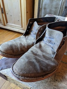 distressed leather chukka boots
