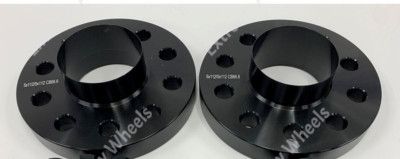 Schwarze Radabstandshalter 10mm für Mercedes CLS lange vordere Naben Original Alu 66