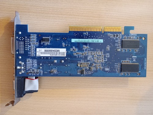 Zabytkowa karta graficzna Asus NVidia GeForce N6200/TD/128M/OSP/A AGP - Zdjęcie 2 z 3