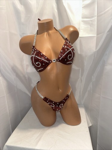 COMPETITION NPC FIGURE Red/Black HOLOGRAM POSING SUIT 34B Small Bottom - Picture 3 of 6