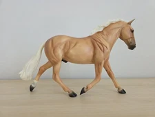 Breyer Traditional Model Horse JCPenney Palomino Cleveland Bay #410423 Rare 2008