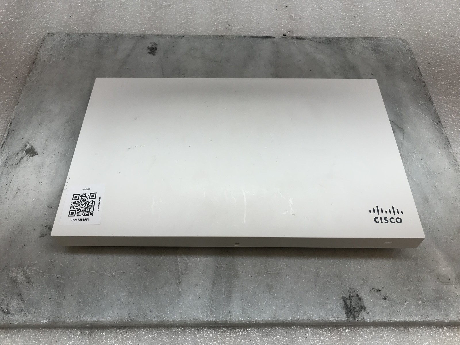 Cisco Meraki MR42-HW White Access Point with Mounting Bracket - Unclaimed