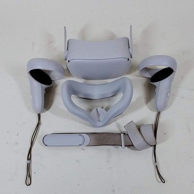 Oculus Quest 2 128GB Standalone All-in-One VR Headset KW49CM READ