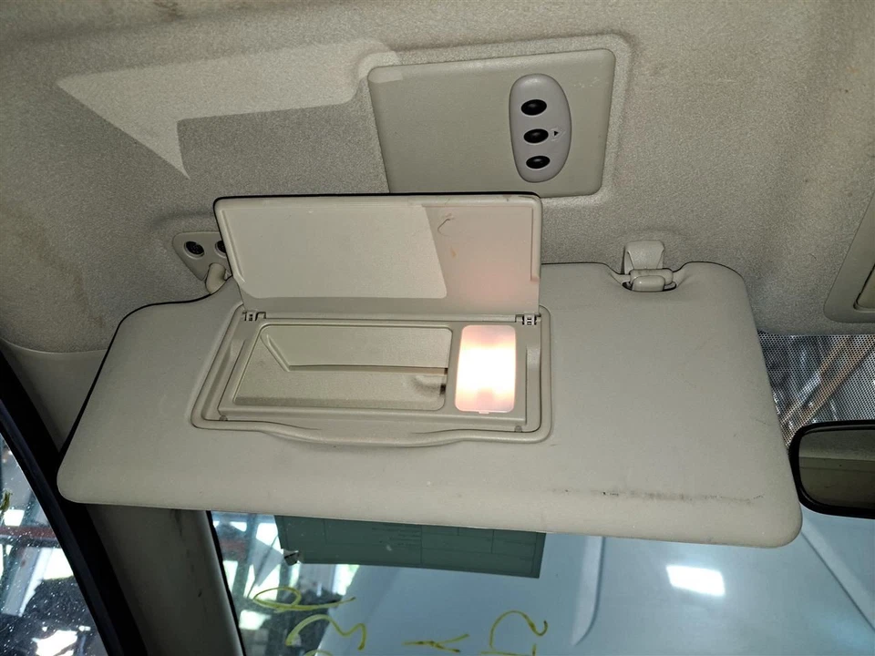 Parasol/parasol lado conductor LH 2012 Rogue Sku#4132355 Foto 2 de 4