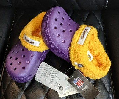 NWT~CROCS KIDS MINNESOTA VIKINGS MAMMOTH CAYMAN LINED SHOE SLIP  ON~PURPLE~C10/11