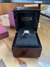 18ct WhiteGold Brilliant and Baguette Diamond 1.00ct Split Shoulder Cluster Ring