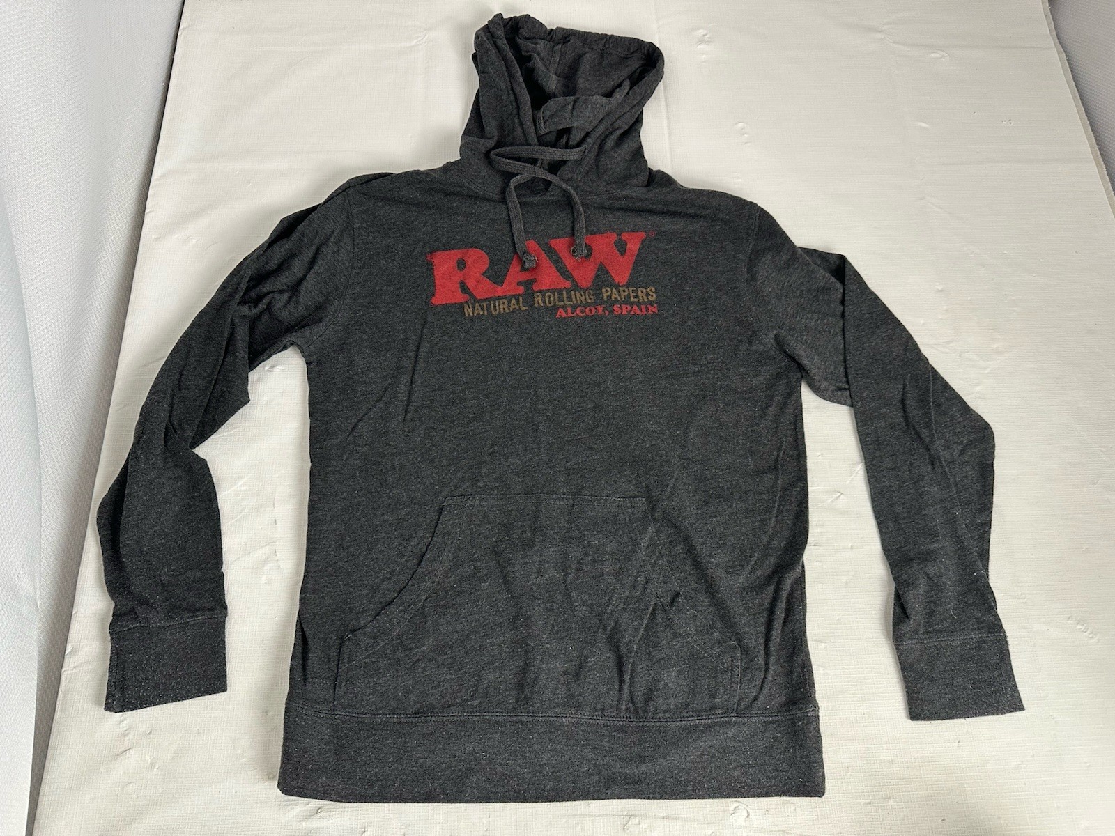 RAW Natural Rolling Papers Lightweight Hoodie Shi… - image 1