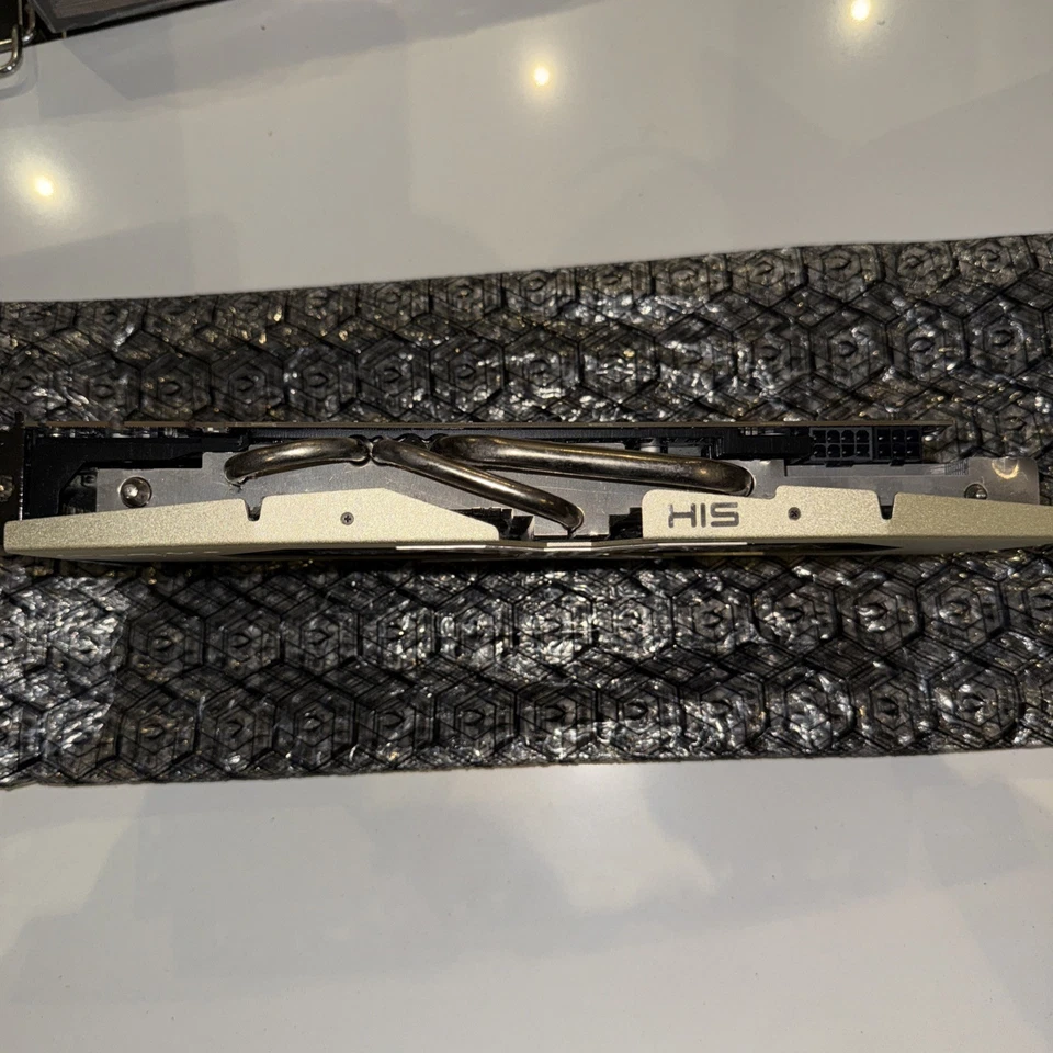 AMD R9 290X (HIS IceQ X2) - Image 2 of 4