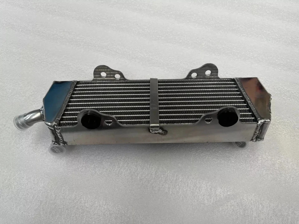 Radiador izquierdo para KTM 125/200/250/300 SX 1998-2007/EXC/MXC/XC-W 99 00 01 02 Foto 2 de 2