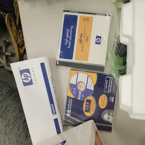 Graveur de CD HP 9600SE externe SCSI neuf dans sa boîte ouverte RARE ! - Photo 6/10