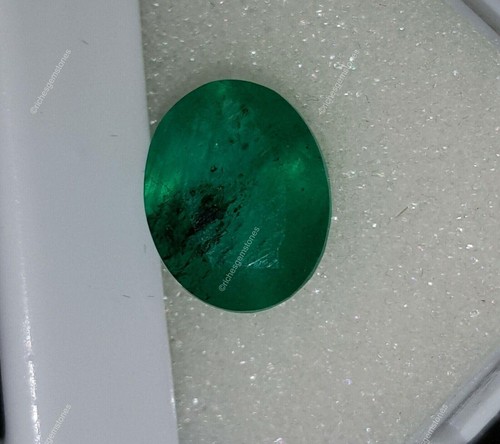 Pierre naturelle brute d'émeraude verte, émeraude certifiée 11,00 ct de