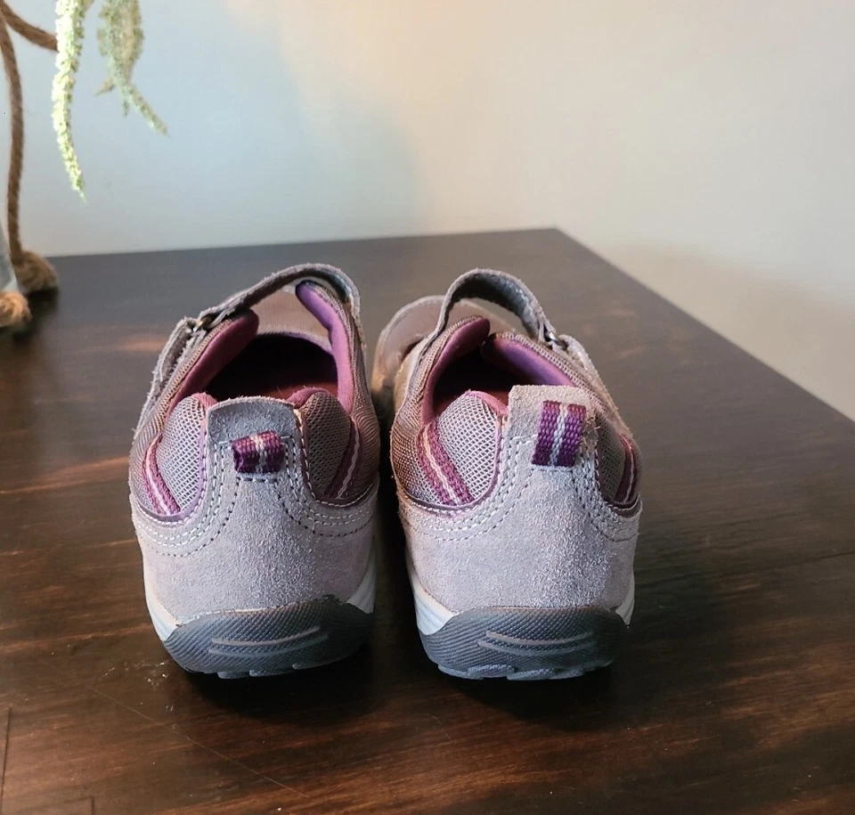 Croft & barrow shoes Size 5.5 Gray And Purple  - Image 3 of 4