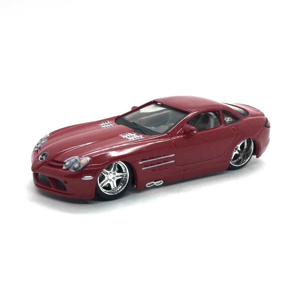 Maisto Playerz Luxury Mercedes Benz SLR McLaren Car Red Diecast 1