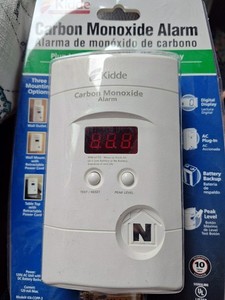 Kidde Plug In Carbon Monoxide Alarm Detector w/ Battery Backup 900007601