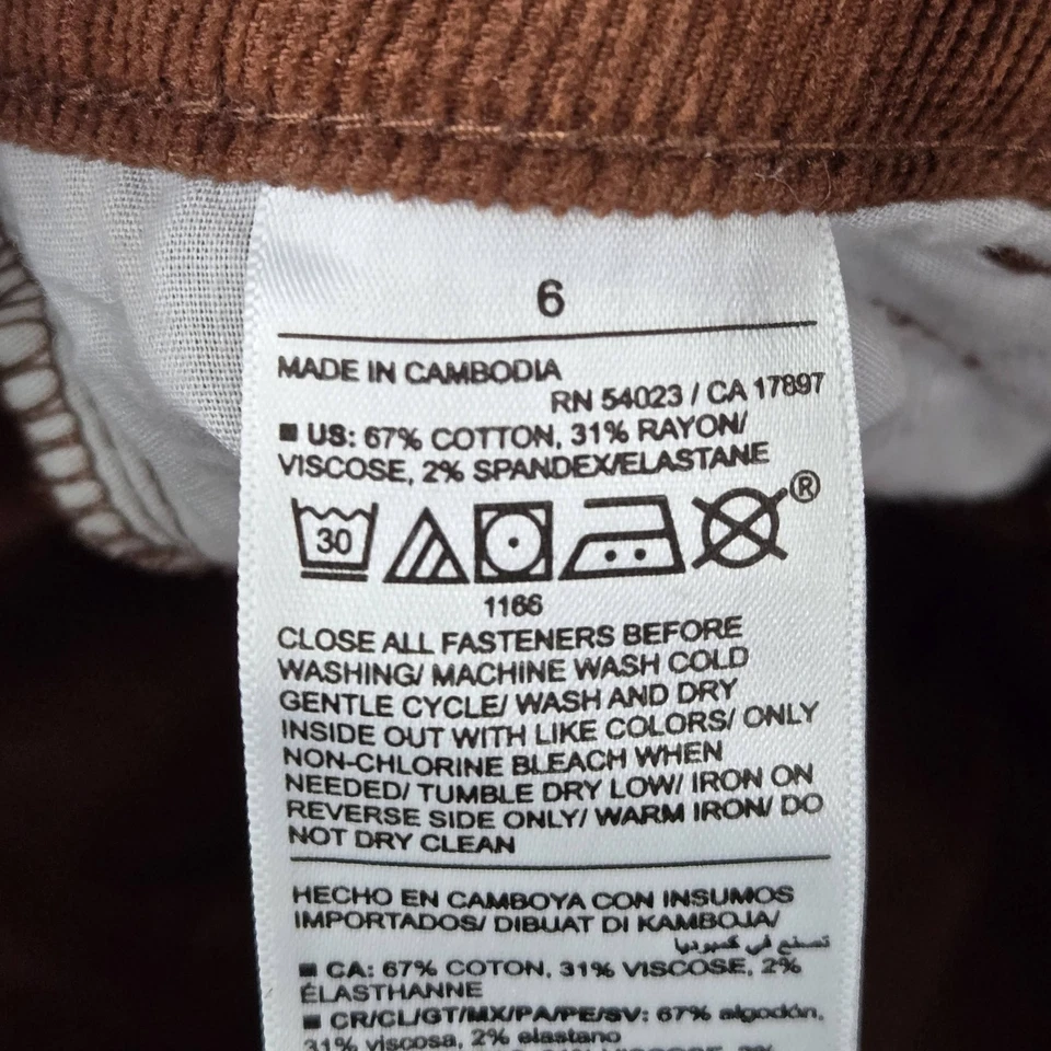 Pantalones de mujer Old Navy 6 marrón pana acampanados tiro alto LEER Foto 4 de 4