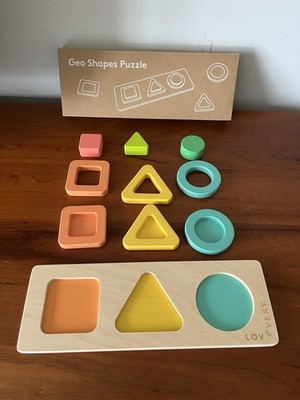 NEW Lovevery Wooden Montessori Geo Shape Puzzle Stacker Toddler 18-24 Months Toy