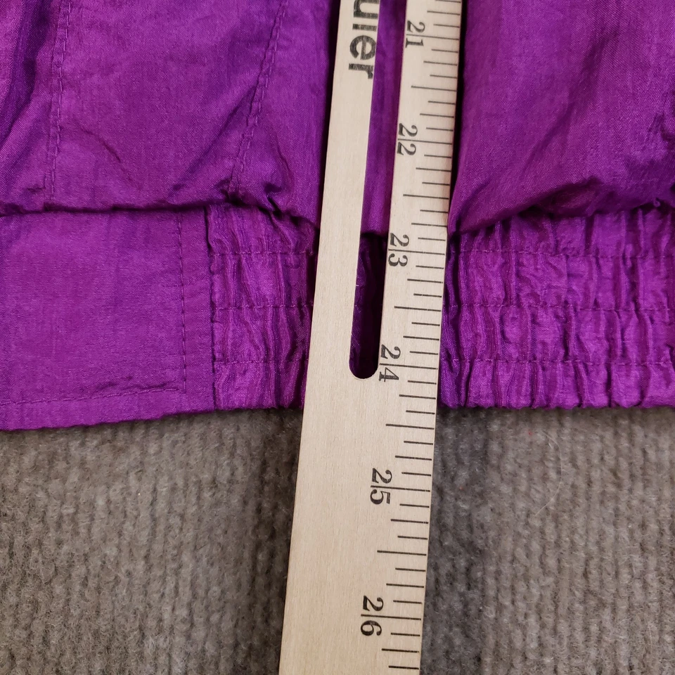 Chaqueta cortavientos vintage Wilson para mujer mediana púrpura blanca de nailon forrada años 90 Foto 4 de 4