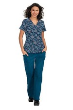 Koi Basics 384PR Christmas Snow Flurries Women&rsquo;s V-Neck Print Scrub Top