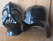 DARTH VADER. 2 PIECE HALLOWEEN MASK. 1994 LUCAS FILM. COSTUME. ELASTIC WORN
