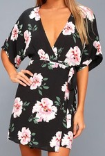 Lulu's Take Me Bouquet Black Floral Print Wrap Dress Spring deep v Girly Sz S