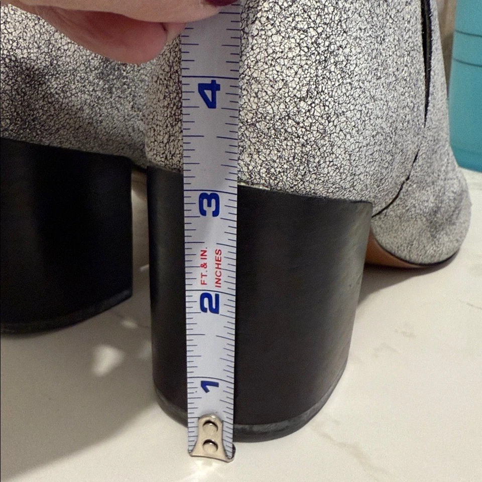 Botines REPORT Signature para mujer blancos punta agrietada talla 7 Foto 4 de 4