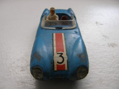 Corgi Toys #151 Lotus Mark II Le Mans Racing Car with Driver Good-VG VERY NICE!
