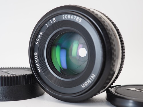 Near Mint Nikon NIKKOR 50mm F/1.8 Ai-s Ais AIS Pancake Standard Lens