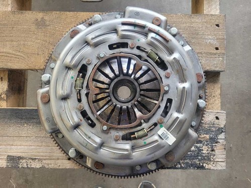 2016-2024 Chevrolet Camaro SS 6.2L Clutch Pressure Plate Flywheel Used C43