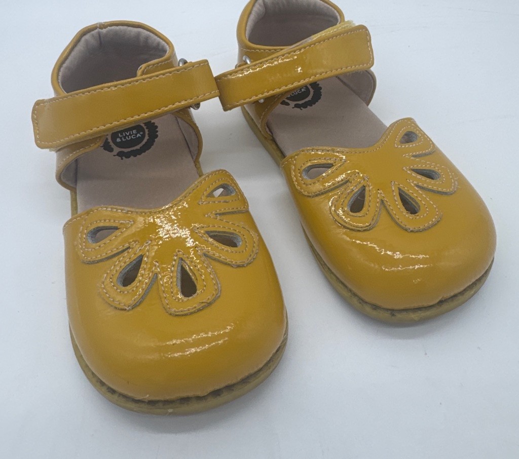 Size 9 Yellow Toddler